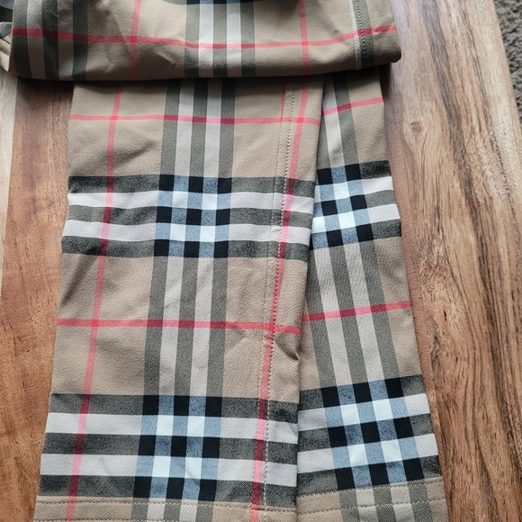 Authentic Burberry Archive Check Leggings - Picture 2 of 7